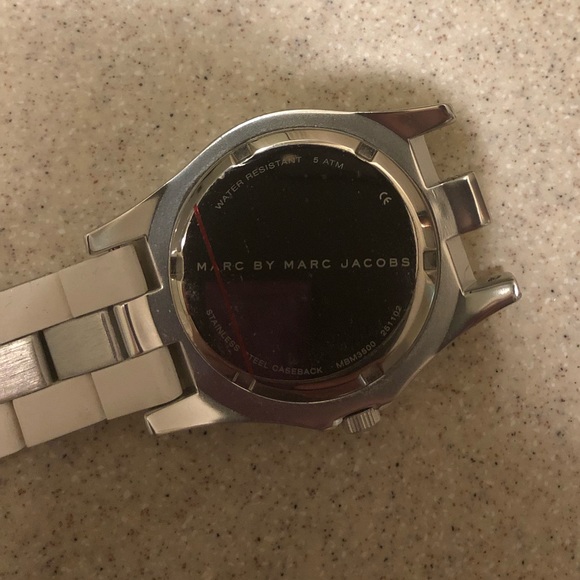 Marc by Marc Jacobs silver and white band watch - Picture 4 of 4
